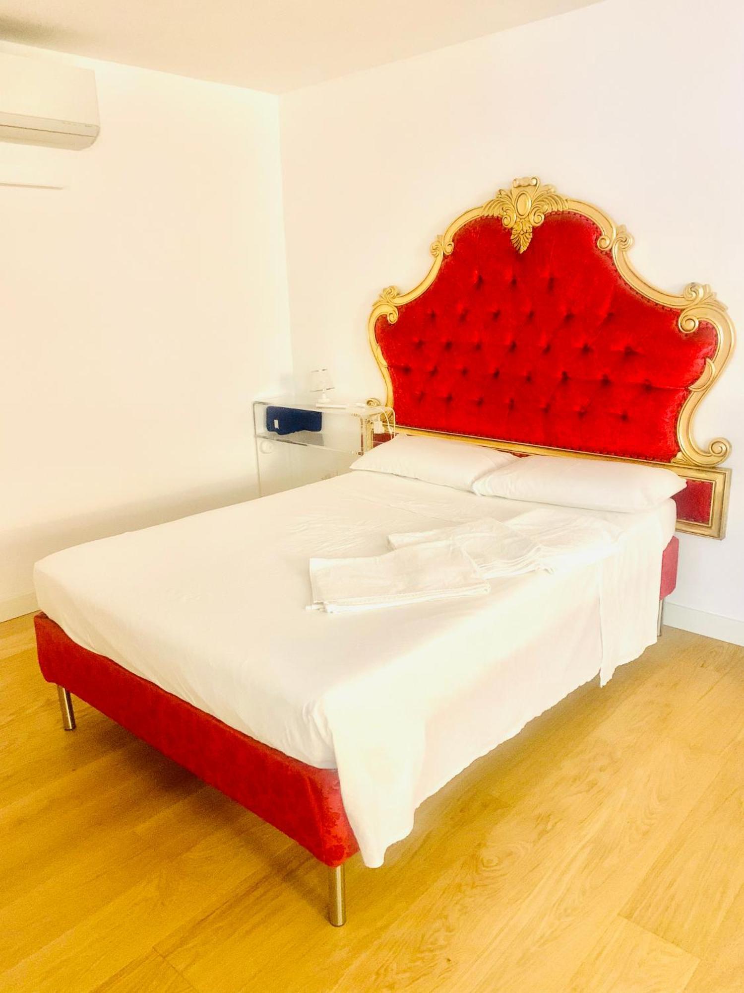 Le Stanze Del Brigante Bed & Breakfast Genoa Exterior photo